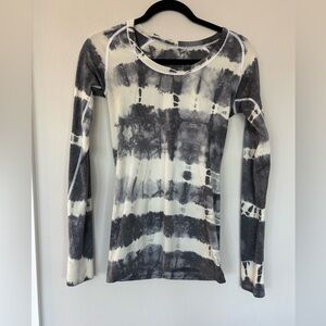 lululemon athletica Swiftly Black and White Tie-Dye Long Sleeve Top